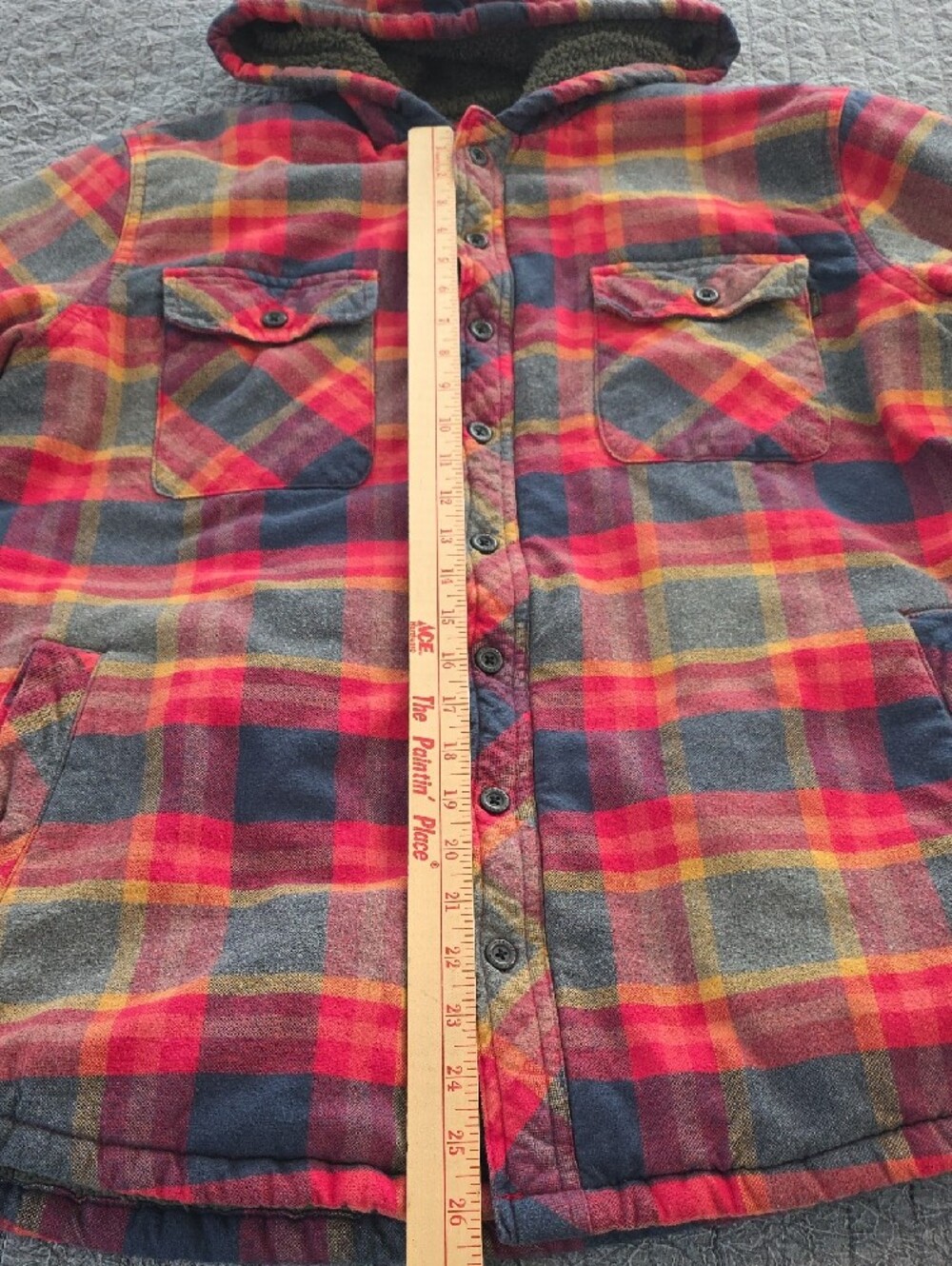 Rip Curl Gray Sherpa Jacket with Red Plaid Trim - Picture 5 of 5